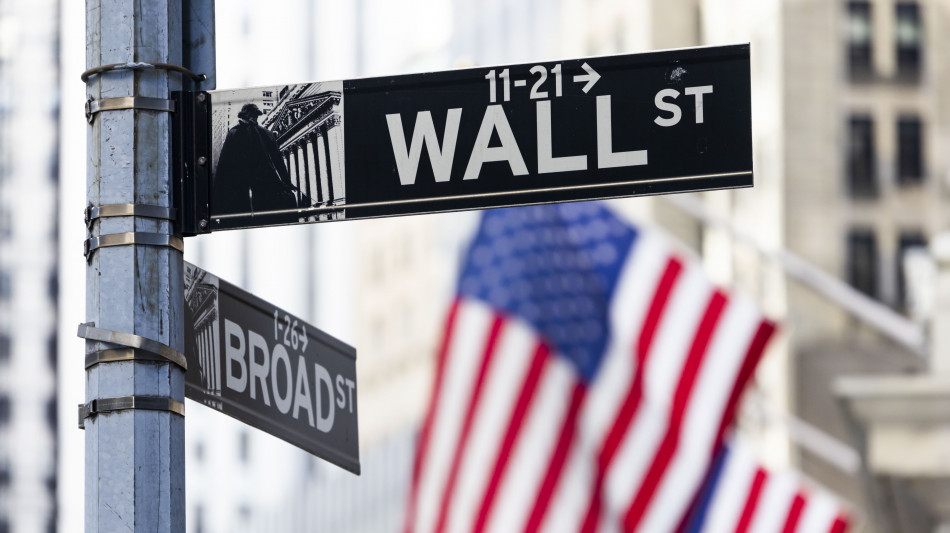 Wall Street apre in rialzo, Dj +0,02%, Nasdaq +0,35%