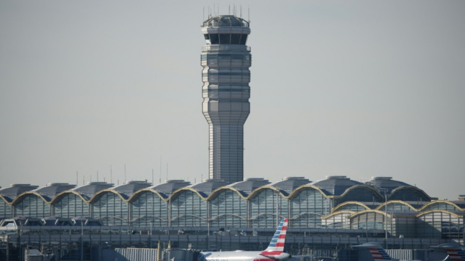 Overwhelmed? DC crash puts spotlight on US air traffic agency