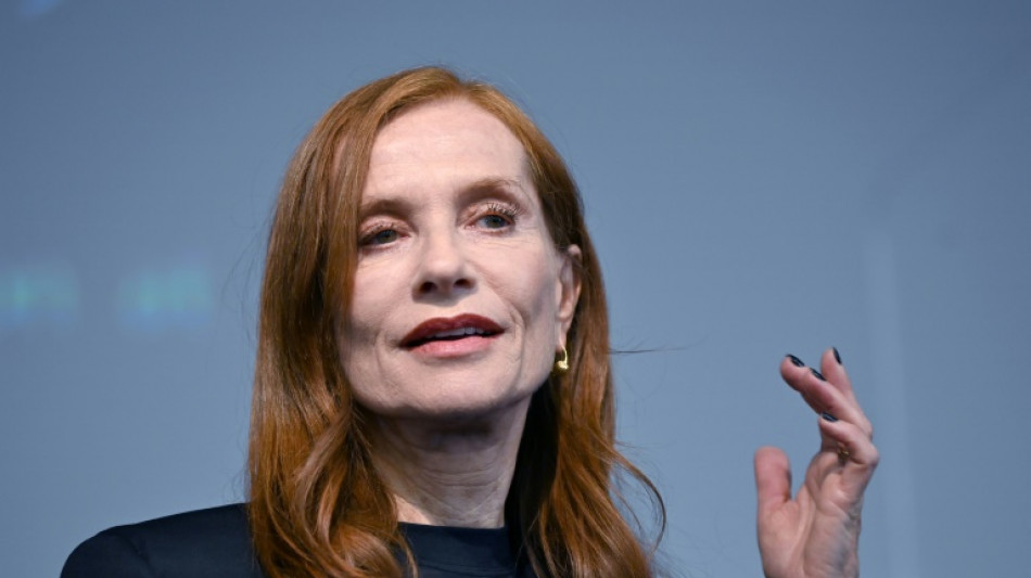 Actriz francesa Isabelle Huppert ausente de homenaje en Berlinale a causa del covid