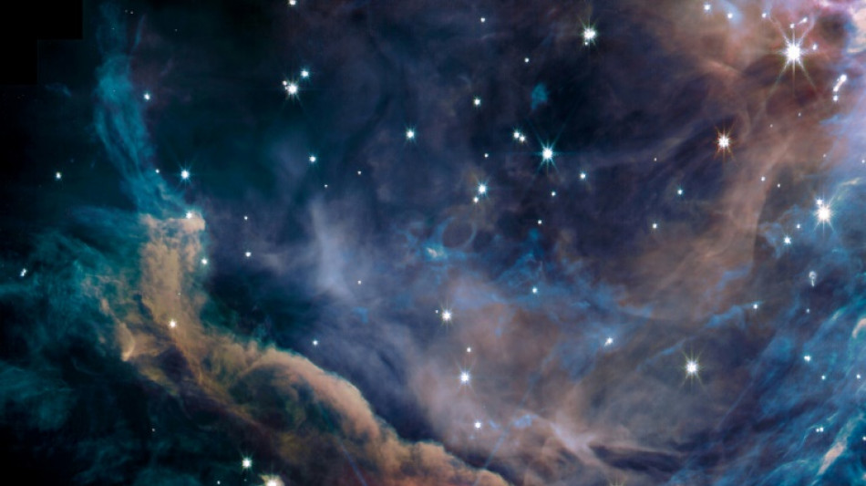 Telescopio Webb captura imágenes "impresionantes" de nebulosa de Orión