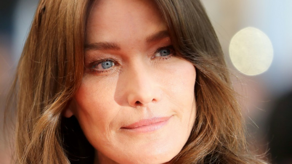 Rétractation de Takieddine: face aux juges, Carla Bruni-Sarkozy reconnaît avoir possédé un téléphone au coeur de l'enquête