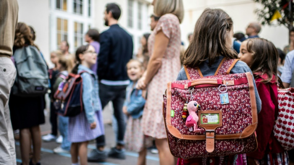 Abaya controversy tests French schools' secular limits