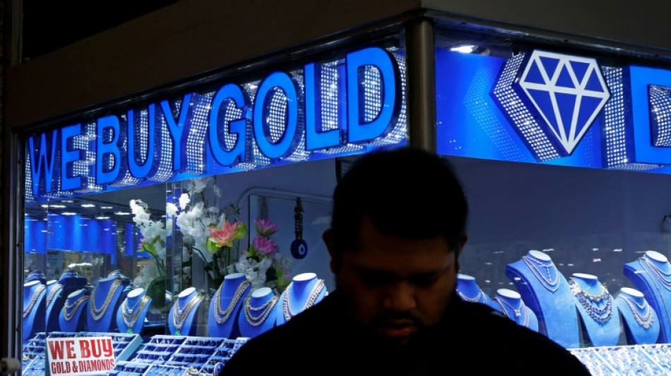 Record gold prices boost recycling: industry