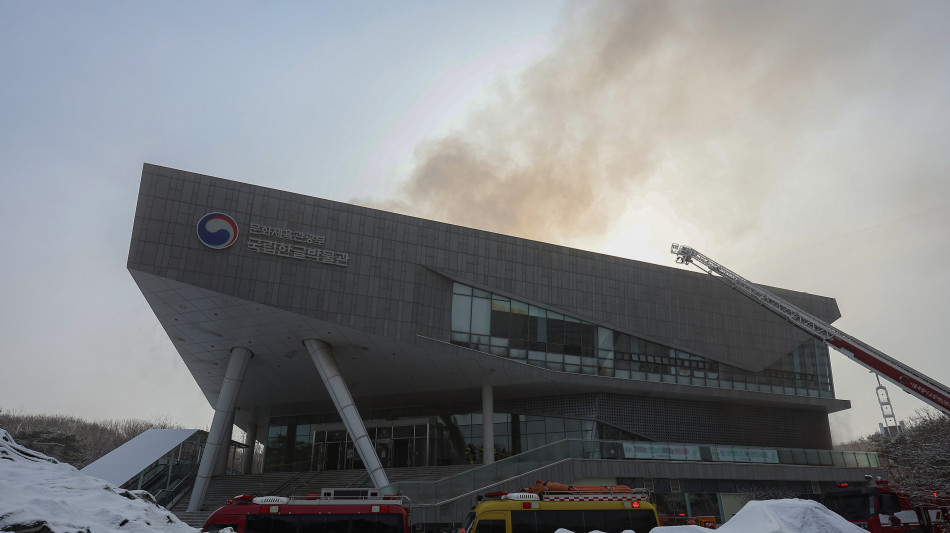 Corea del Sud, incendio in un importante museo di Seul