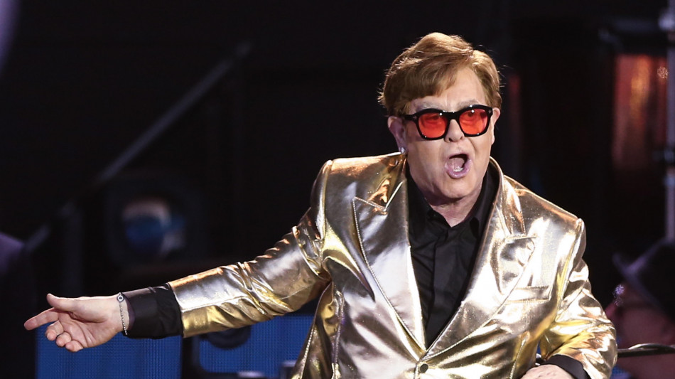 Elton John, l'album Who Believes in Angels? esce il 4 aprile