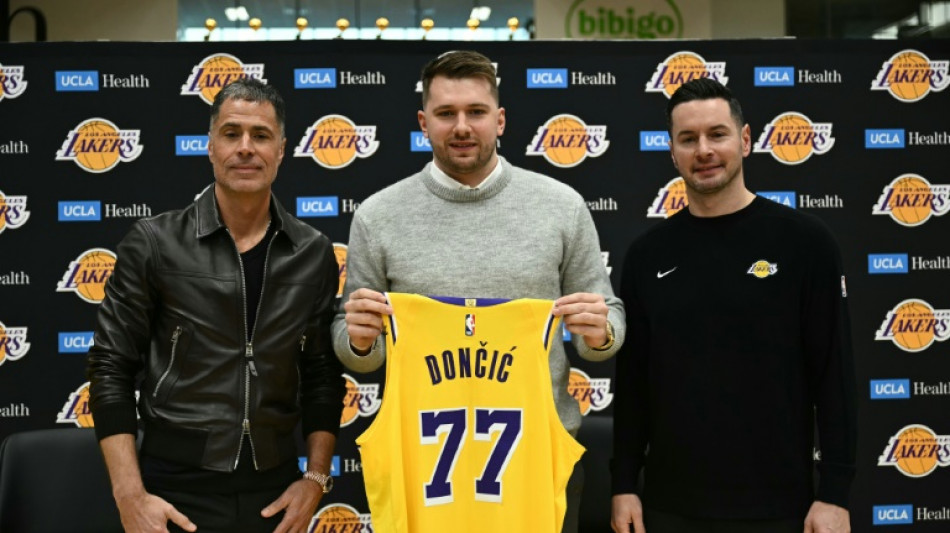 Doncic chega aos Lakers com fome de títulos após surpreendente saída dos Mavericks