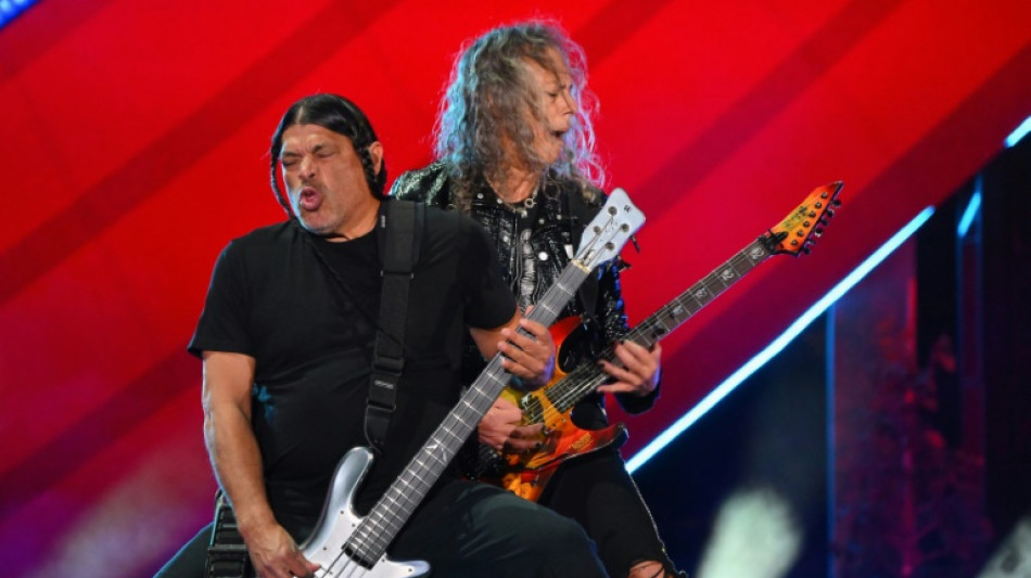 Metallica und Mariah Carey bei Benefizkonzert in New York