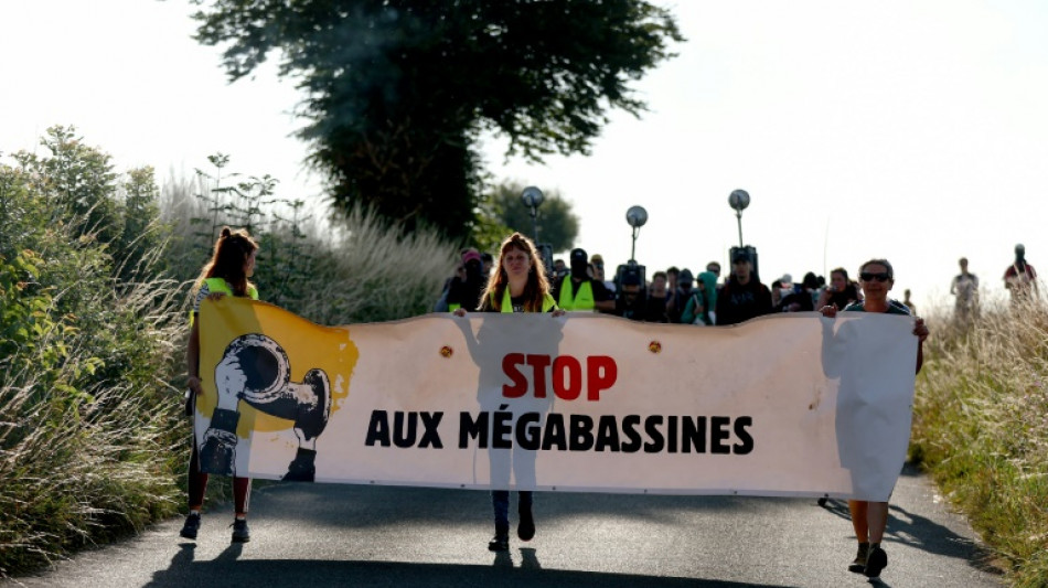 Quatre "bassines", dont celle de Sainte-Soline, déclarées illégales