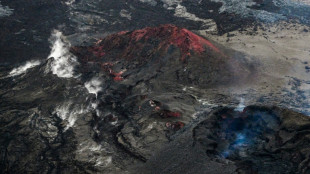 El volcán más grande del mundo se calma en Hawái