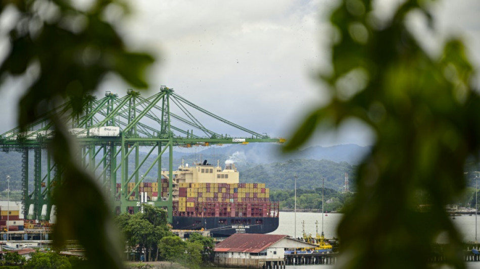 Advogados tentam anular contrato de empresa chinesa que opera portos no Canal do Panamá