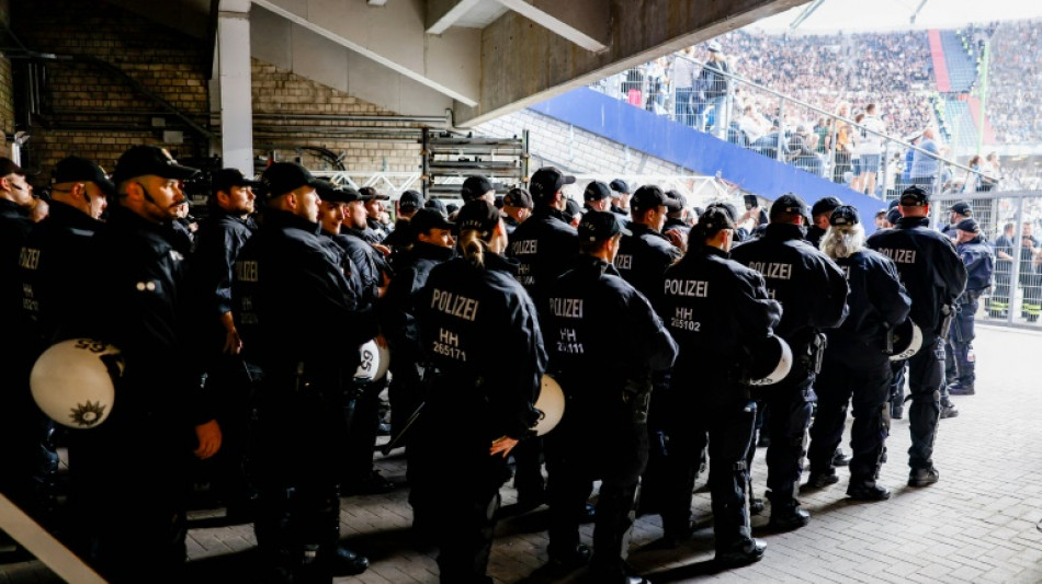 Clubes alemães terão que financiar segurança em jogos de alto risco