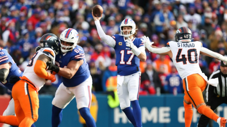 Bills trample Broncos, Eagles beat Packers in NFL playoffs