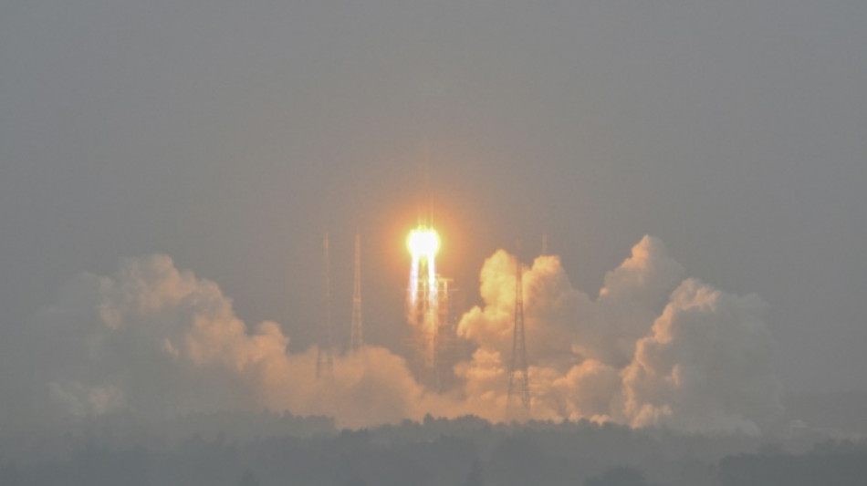 China encuentra trazas de agua en muestras lunares 