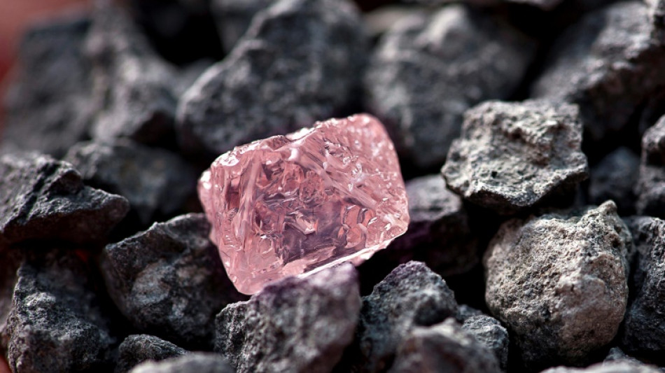 Descubren el secreto de la  escasez de los diamantes rosados