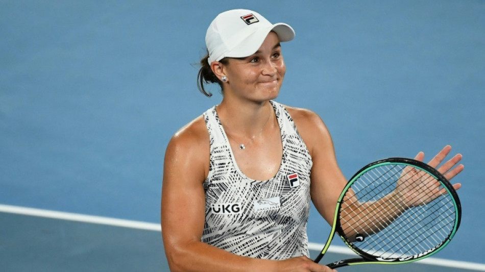 Open d'Australie: la fusée Barty affrontera la coriace Collins en finale