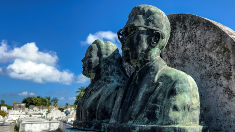 Histórias de amor imortais no cemitério de Havana