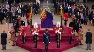 Carlos III recibe a líderes mundiales que asisten al funeral de su madre